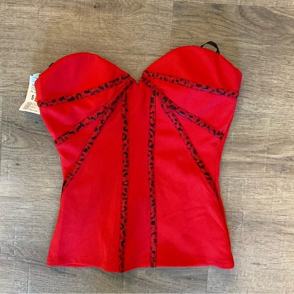 Red & Black Top NWT